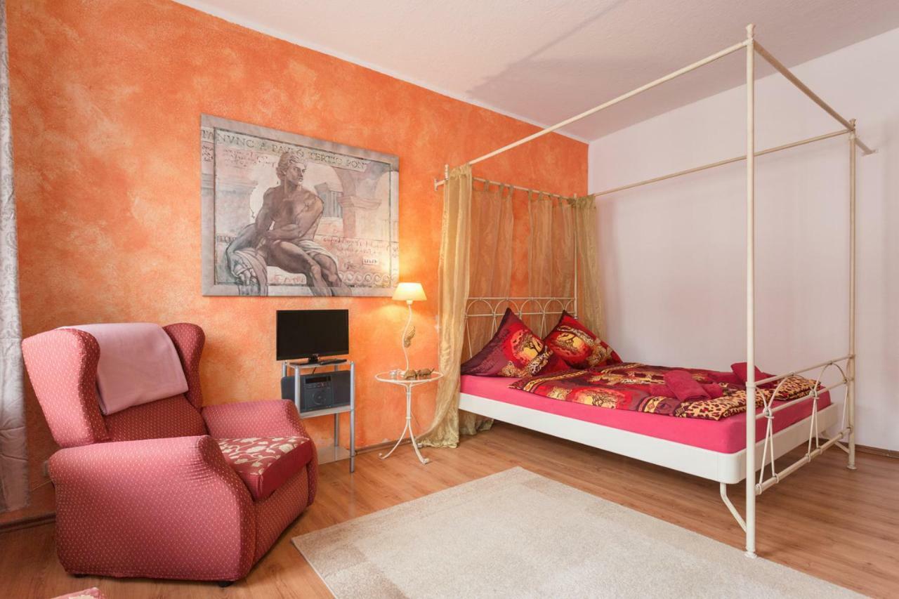 Ferienwohnung Residenz Bis 6 Gaeste , Ferienwohnung Dresden Bis 4 Gaeste, Ferienwohnung Elbflorenz Bis 2 Gaeste Extérieur photo