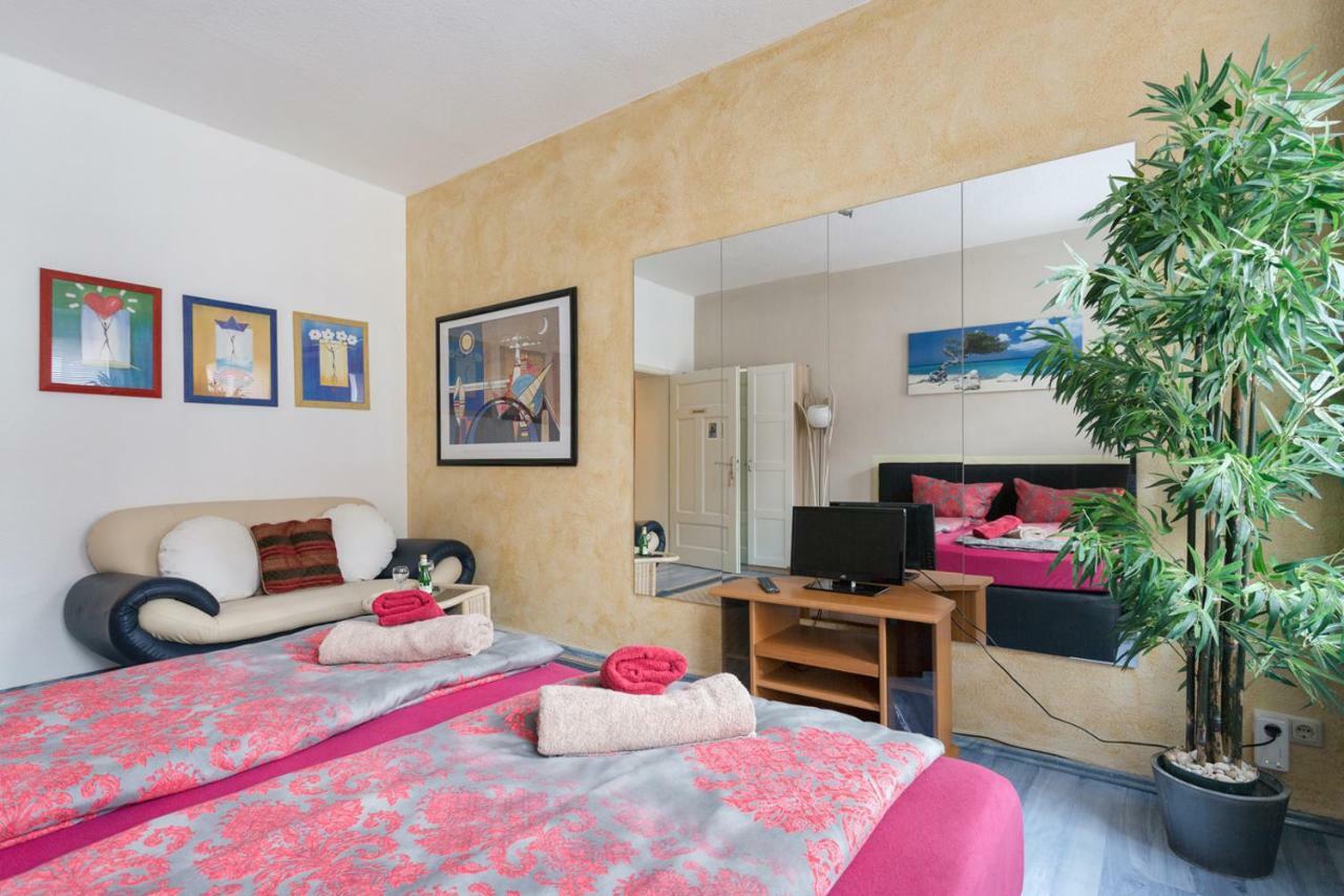 Ferienwohnung Residenz Bis 6 Gaeste , Ferienwohnung Dresden Bis 4 Gaeste, Ferienwohnung Elbflorenz Bis 2 Gaeste Extérieur photo