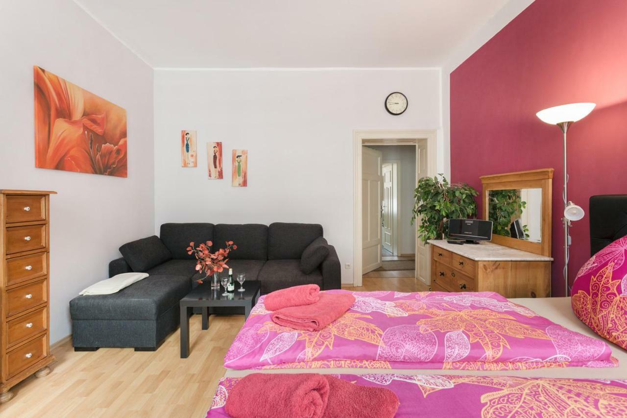 Ferienwohnung Residenz Bis 6 Gaeste , Ferienwohnung Dresden Bis 4 Gaeste, Ferienwohnung Elbflorenz Bis 2 Gaeste Extérieur photo