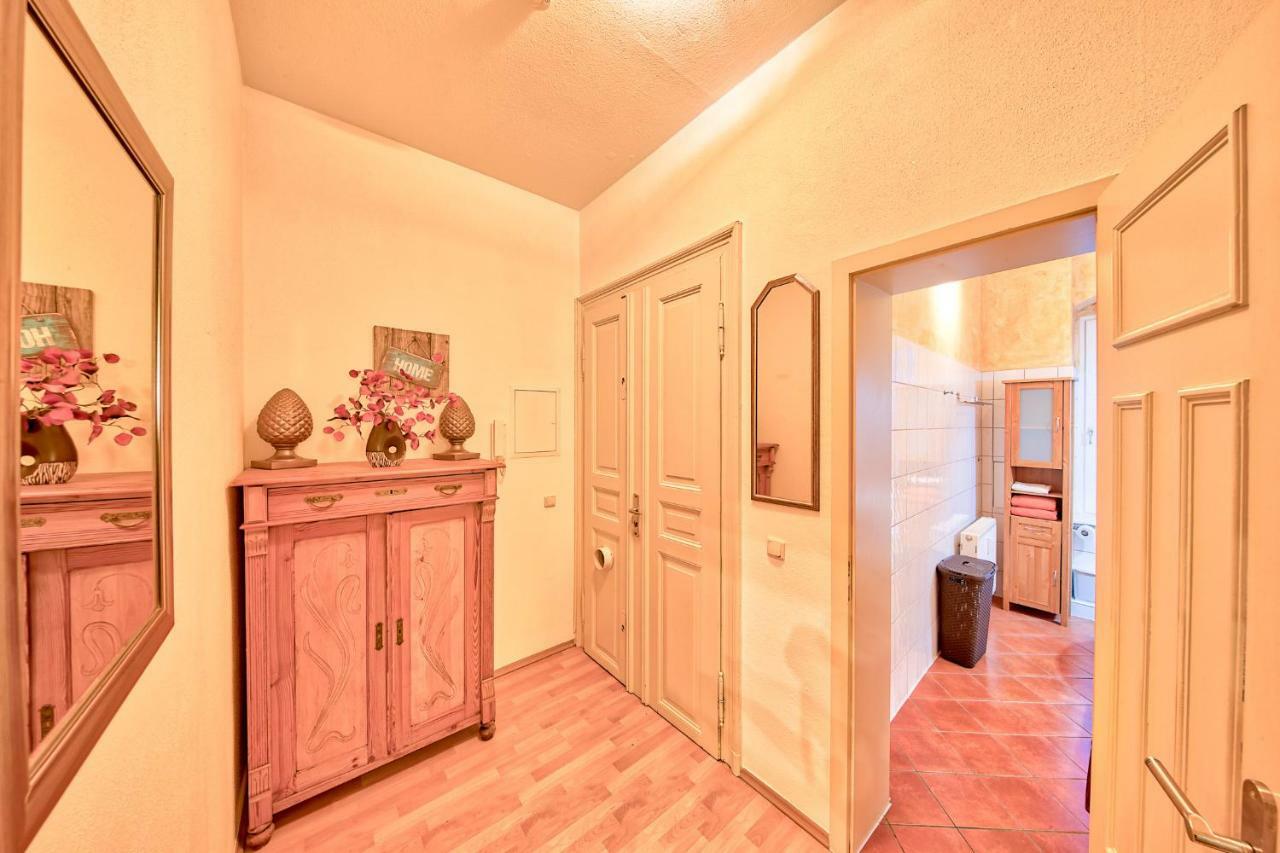 Ferienwohnung Residenz Bis 6 Gaeste , Ferienwohnung Dresden Bis 4 Gaeste, Ferienwohnung Elbflorenz Bis 2 Gaeste Extérieur photo