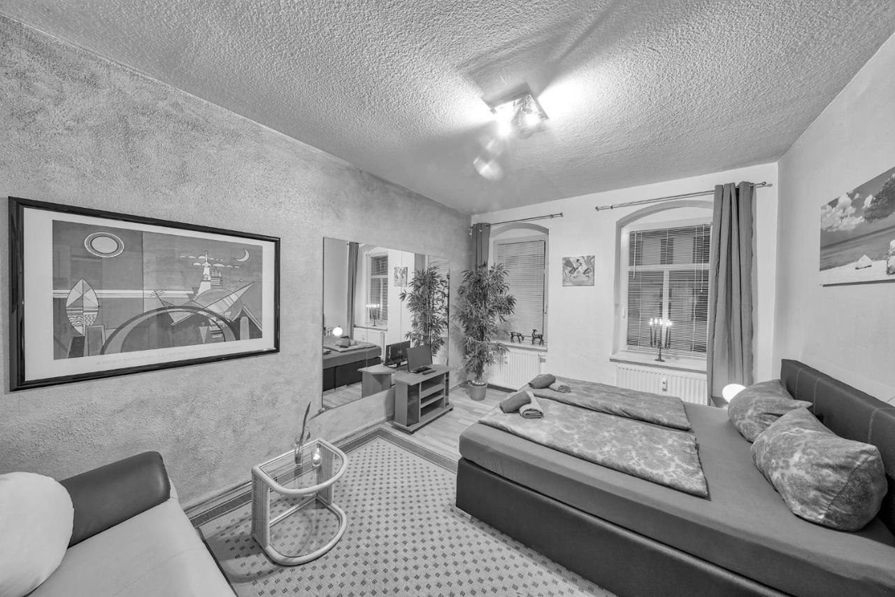 Ferienwohnung Residenz Bis 6 Gaeste , Ferienwohnung Dresden Bis 4 Gaeste, Ferienwohnung Elbflorenz Bis 2 Gaeste Extérieur photo