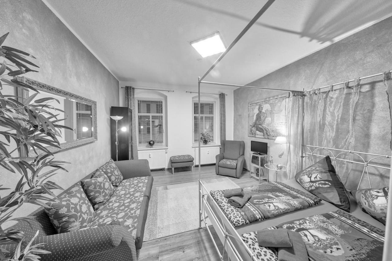 Ferienwohnung Residenz Bis 6 Gaeste , Ferienwohnung Dresden Bis 4 Gaeste, Ferienwohnung Elbflorenz Bis 2 Gaeste Extérieur photo